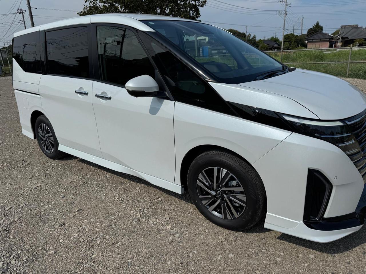 NISSAN SERENA - 2025