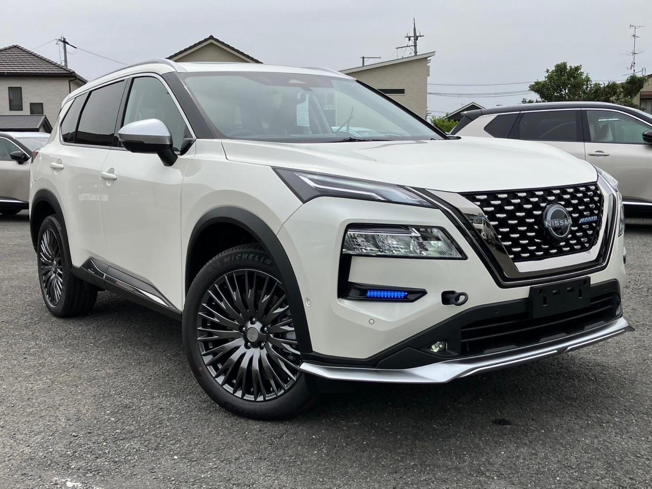NISSAN X-TRAIL - 2025