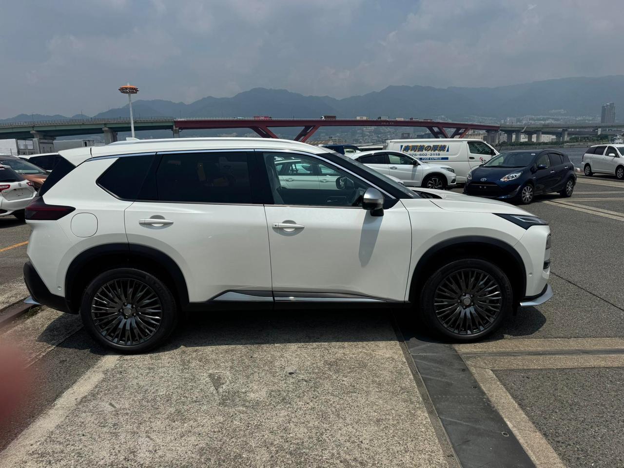 NISSAN X-TRAIL - 2025