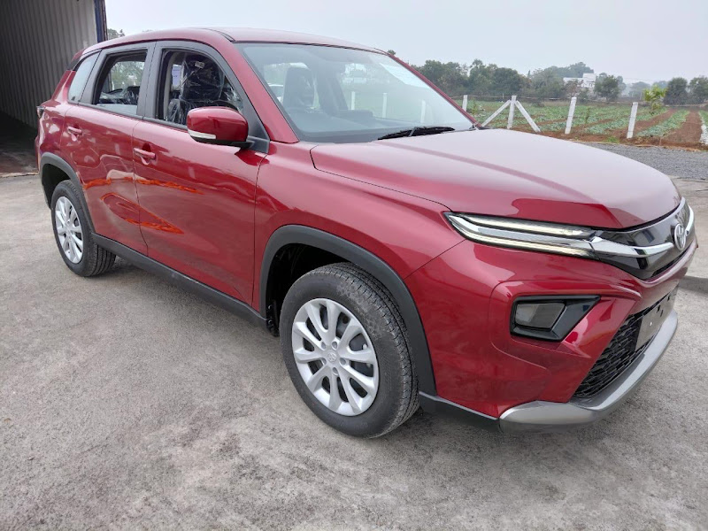 TOYOTA URBAN CRUISER HYRYDER - 2026